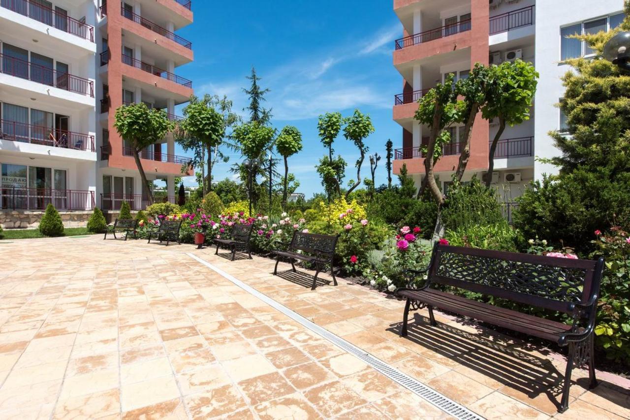 Gt Riviera Fort Beach Apartments ラヴダ エクステリア 写真
